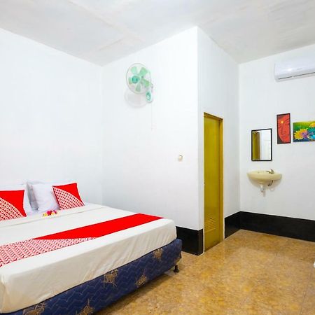 Oyo 1373 Chili Gili Hotell Gili Trawangan Exteriör bild