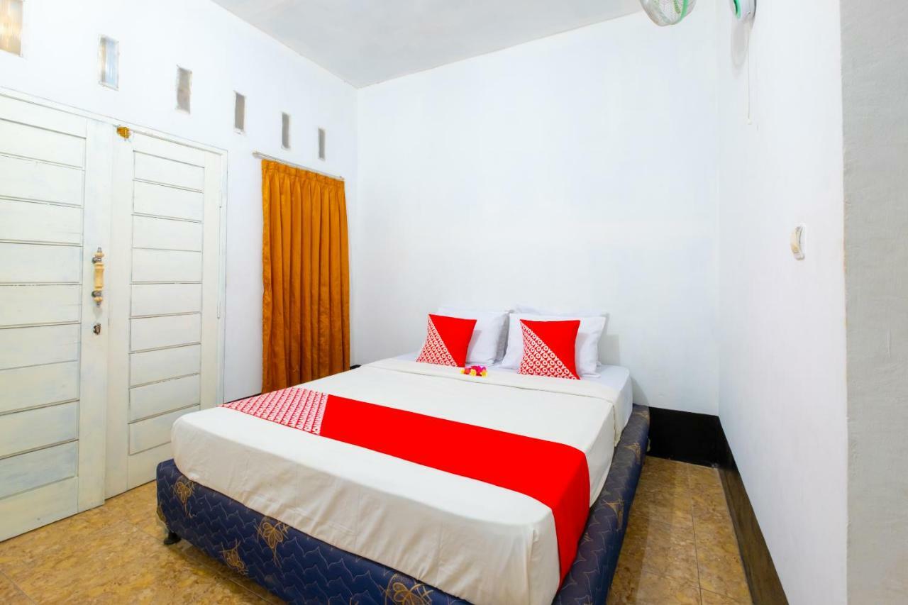 Oyo 1373 Chili Gili Hotell Gili Trawangan Exteriör bild
