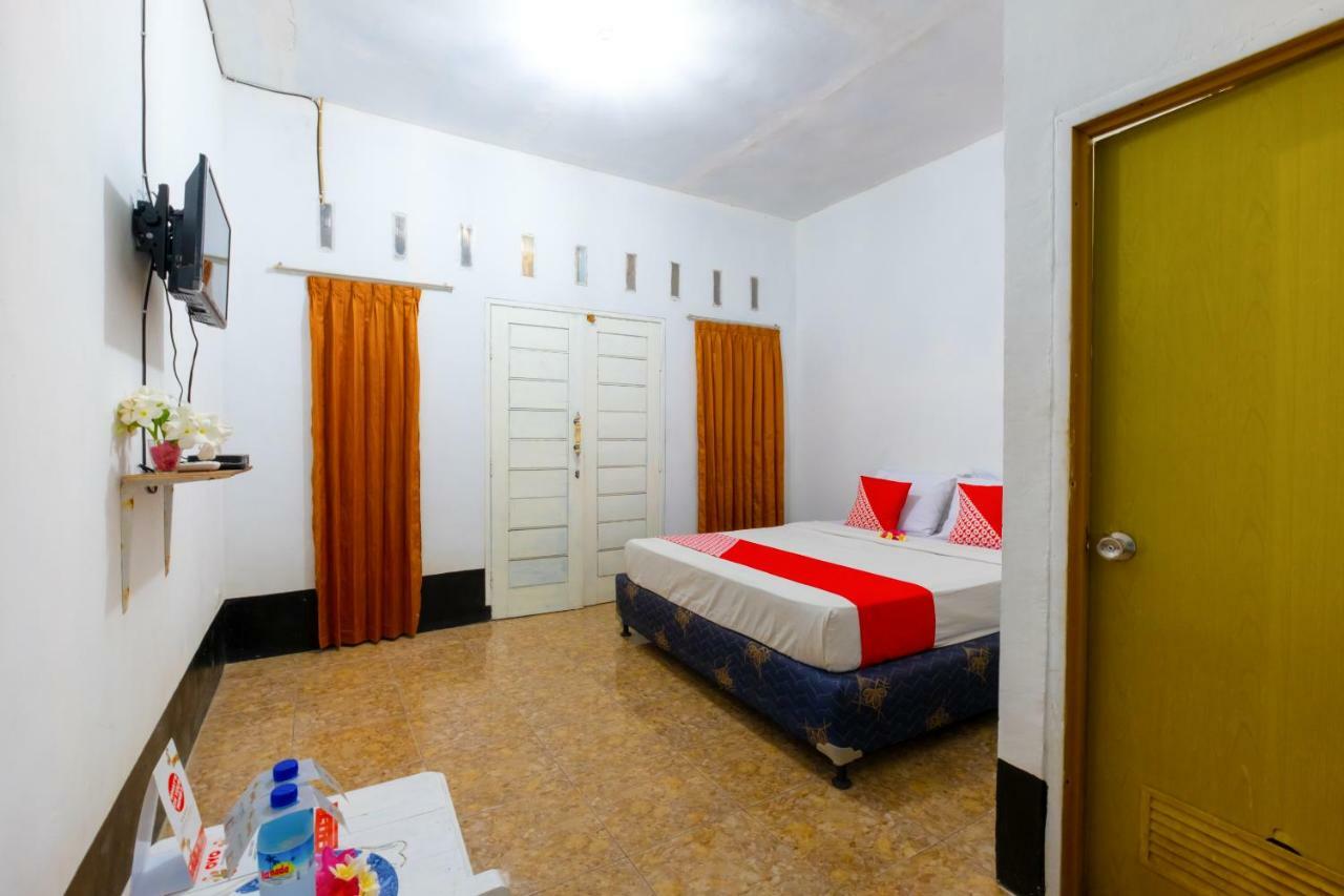 Oyo 1373 Chili Gili Hotell Gili Trawangan Exteriör bild
