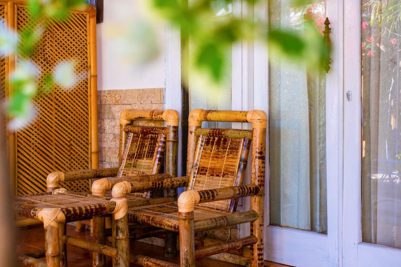 Oyo 1373 Chili Gili Hotell Gili Trawangan Exteriör bild