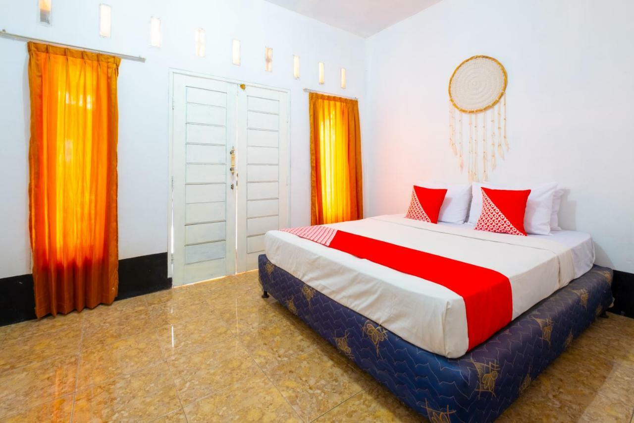 Oyo 1373 Chili Gili Hotell Gili Trawangan Exteriör bild